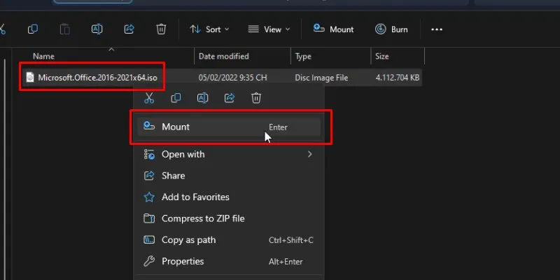 chuột phải và chọn Mount